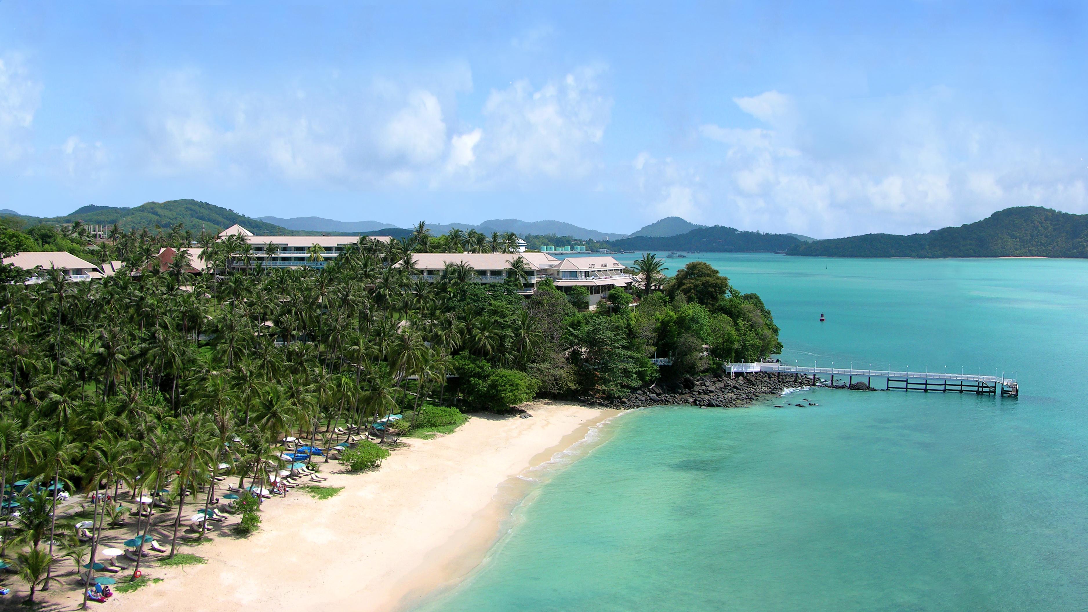 Hotel Phuket Panwa Beach