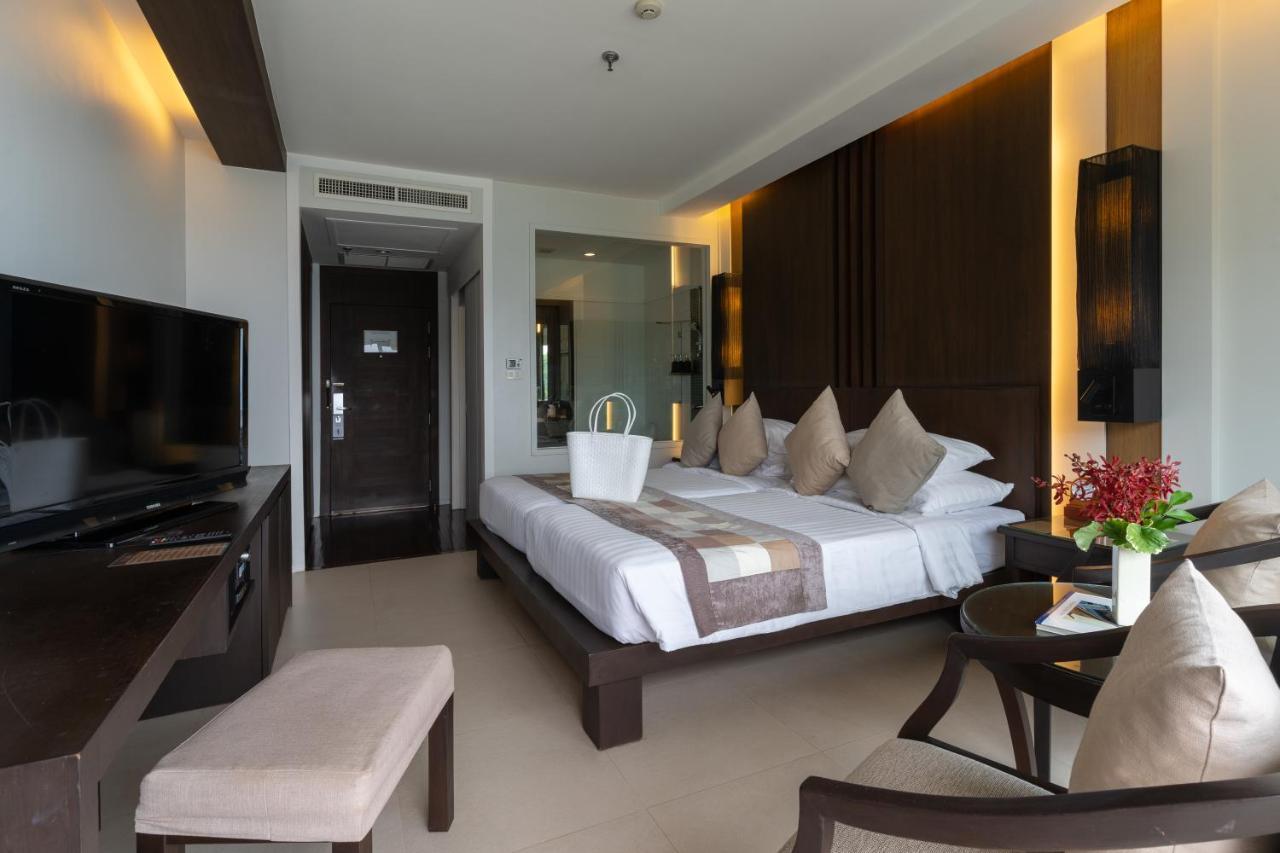 Hotel Phuket Panwa Beach
